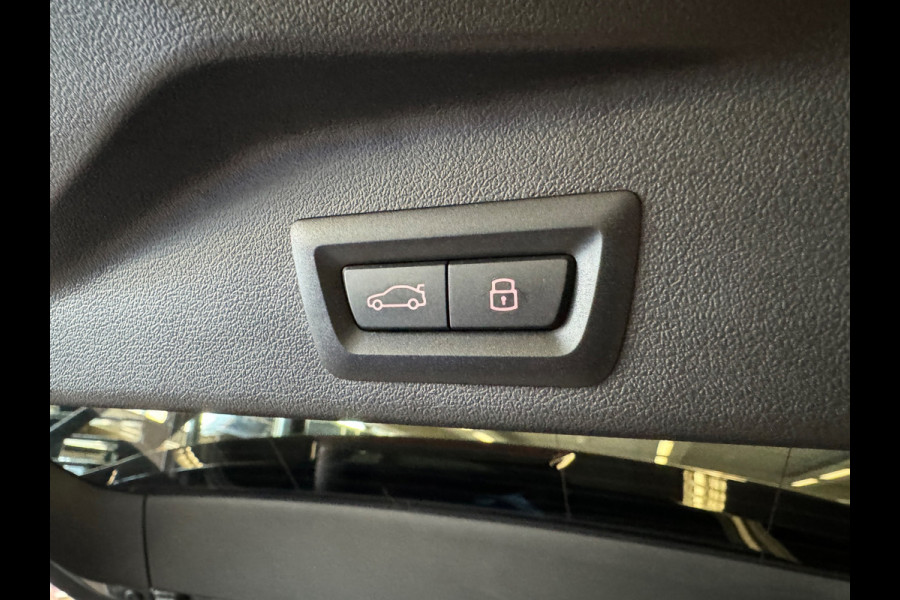 BMW X5 XDrive50e Pano|Carbon|BTW|M-Seats|H/K|Trekhaak|Keyless