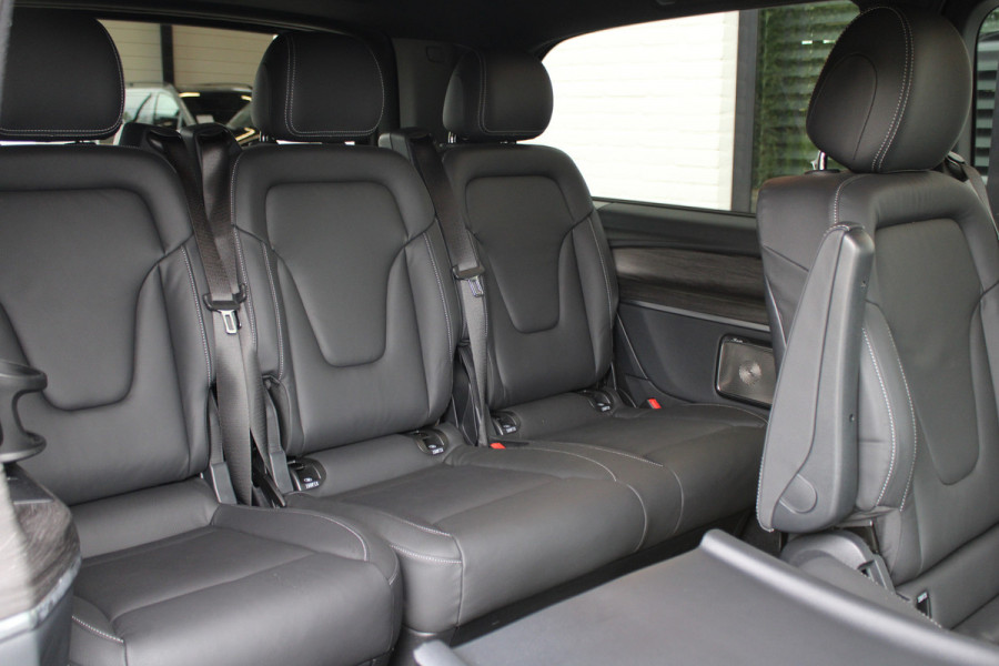 Mercedes-Benz Eqv 300 L2 / AMG / 7-Persoons / Luchtvering / Burmester / 360 Camera / Vol Opties / NIEUWSTAAT
