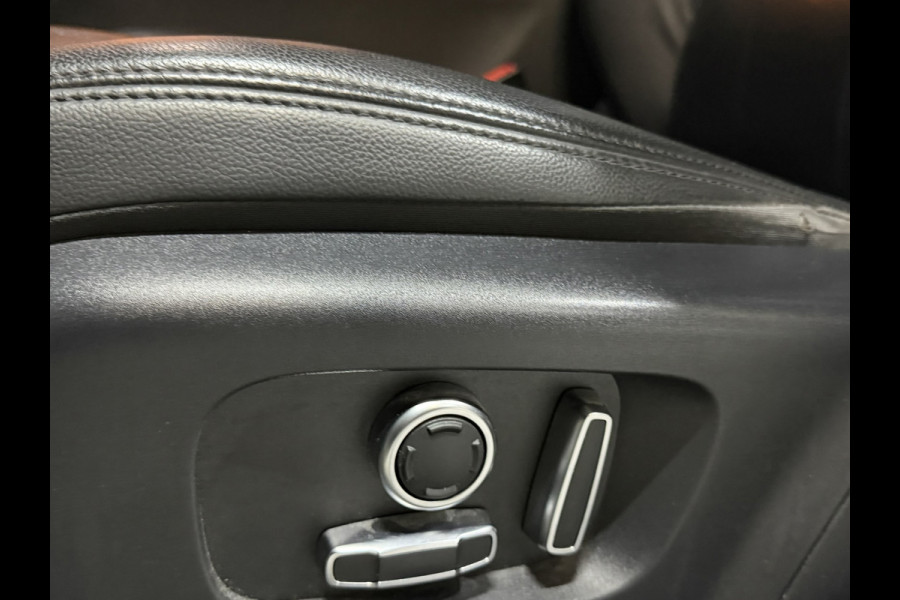 Land Rover Range Rover Evoque 1.5 P300e AWD Garantie|1e Eig|Pano|360°|Leder|CarPlay|Memory|Camera
