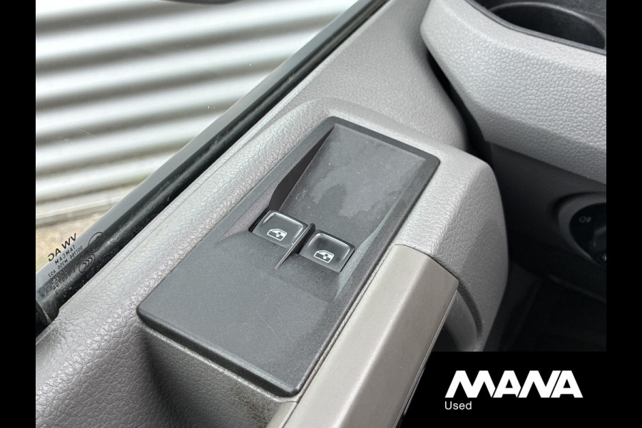 Volkswagen Crafter 35 2.0 TDI L3 140pk Automaat Airco Navi Lederen Bekleding Open Laadbak