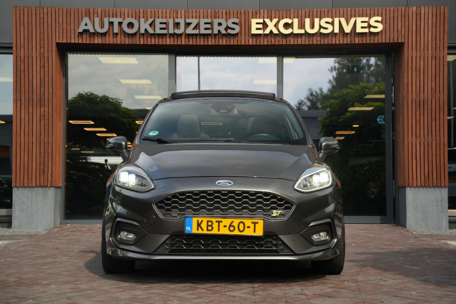 Ford Fiesta 1.5 EcoBoost ST-3 Panoramadak Cruise Recaro LED Keyless