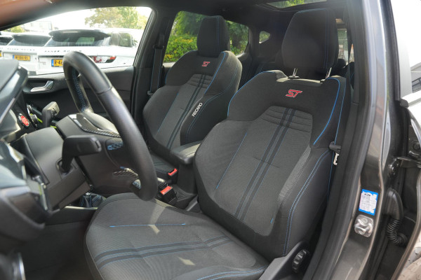 Ford Fiesta 1.5 EcoBoost ST-3 Panoramadak Cruise Recaro LED Keyless