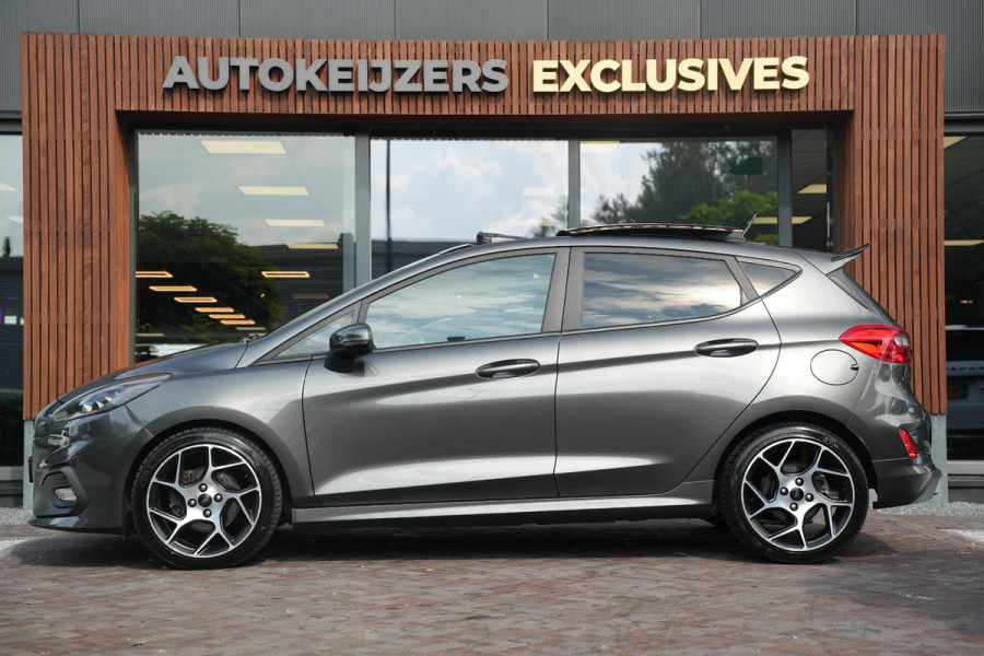 Ford Fiesta 1.5 EcoBoost ST-3 Panoramadak Cruise Recaro LED Keyless