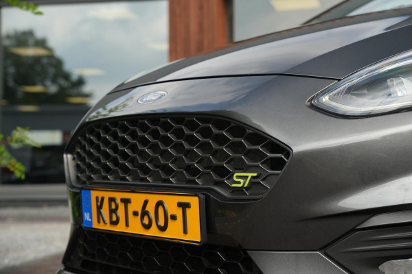 Ford Fiesta 1.5 EcoBoost ST-3 Panoramadak Cruise Recaro LED Keyless