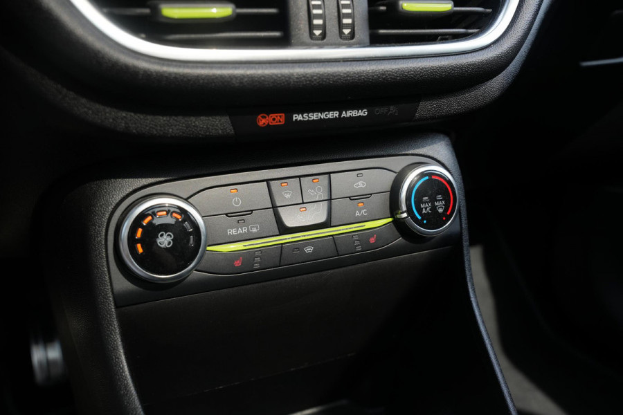 Ford Fiesta 1.5 EcoBoost ST-3 Panoramadak Cruise Recaro LED Keyless