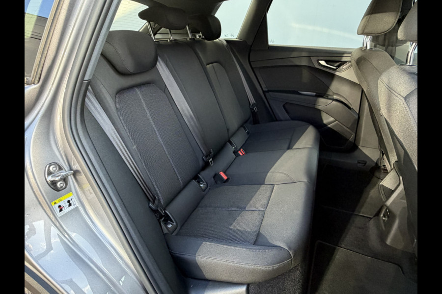 Audi Q4 e-tron 40 Edition 77 kWh Keyless Carplay Stoelverw. Hoge zit