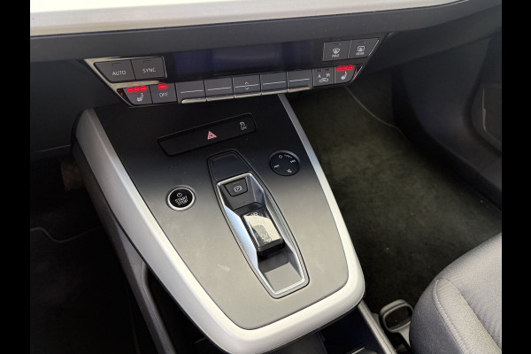 Audi Q4 e-tron 40 Edition 77 kWh Keyless Carplay Stoelverw. Hoge zit