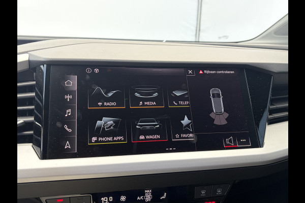 Audi Q4 e-tron 40 Edition 77 kWh Keyless Carplay Stoelverw. Hoge zit