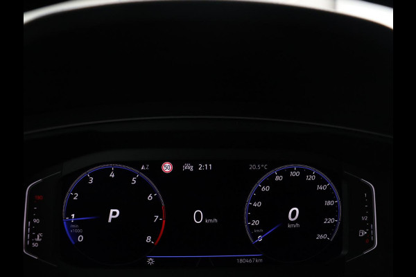Volkswagen Tiguan 1.5 TSI R-Line Business+ | R-line | Panoramadak | Leder | Trekhaak | Adaptive cruise | Head-up | 360 camera | Park assist | Carplay | Sfeerverlichting | Climate control | Elektrische achterklep