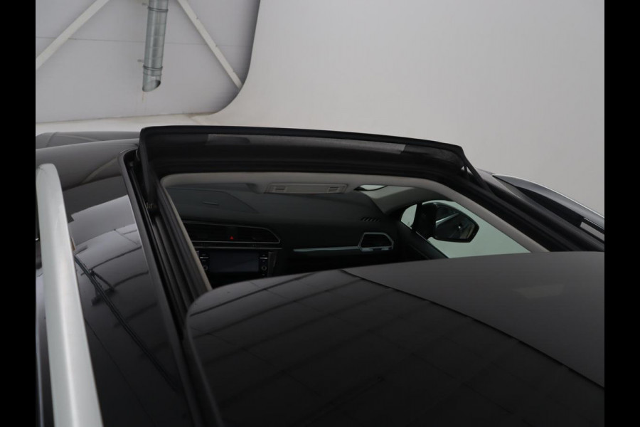 Volkswagen Tiguan 1.5 TSI Elegance | Panoramadak | Adaptive cruise | Stuur/stoel verwarming | Stoelmassage | Camera | Park assist | Sfeerverlichting | Full LED | Elektrische achterklep