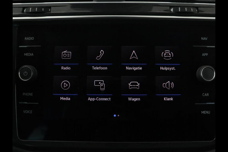 Volkswagen Tiguan 1.5 TSI Elegance | Panoramadak | Adaptive cruise | Stuur/stoel verwarming | Stoelmassage | Camera | Park assist | Sfeerverlichting | Full LED | Elektrische achterklep