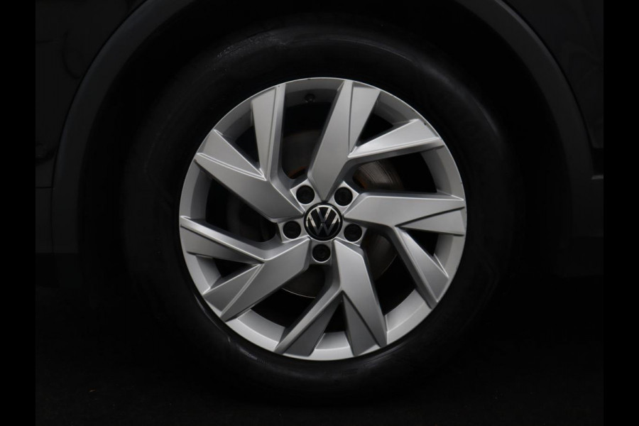 Volkswagen Tiguan 1.5 TSI Elegance | Panoramadak | Adaptive cruise | Stuur/stoel verwarming | Stoelmassage | Camera | Park assist | Sfeerverlichting | Full LED | Elektrische achterklep