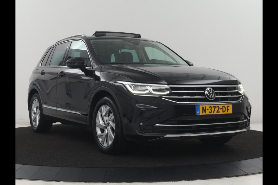 Volkswagen Tiguan 1.5 TSI Elegance | Panoramadak | Adaptive cruise | Stuur/stoel verwarming | Stoelmassage | Camera | Park assist | Sfeerverlichting | Full LED | Elektrische achterklep
