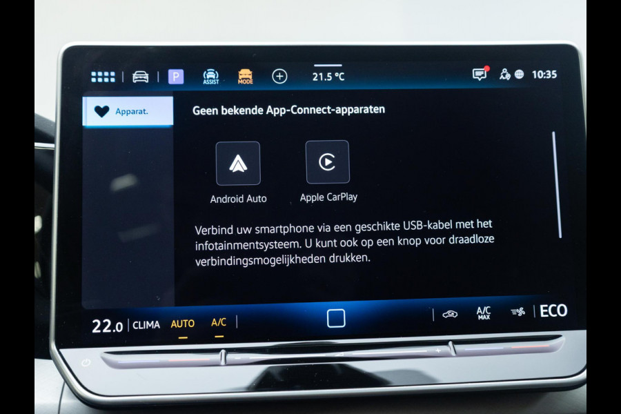 Volkswagen Golf 1.5 eHybrid Life Edition 204pk |  Pano-dak| 18'LM-velgen | extra getint glas| dode hoek spiegel