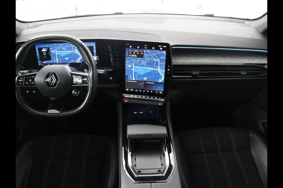 Renault Austral 1.2 E-Tech full hybrid 200 evolution | SOH 92.4% | Half Leder | Massage | Stuur/stoel verwarming | Adaptive cruise | Camera | Carplay | Climate control | Full LED |