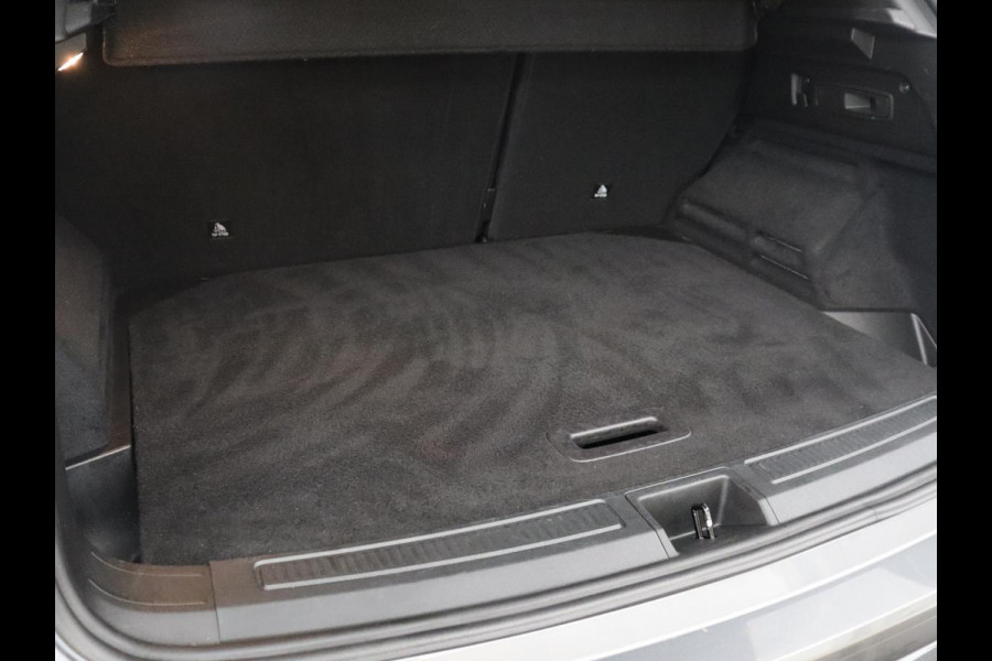 Renault Austral 1.2 E-Tech full hybrid 200 evolution | SOH 92.4% | Half Leder | Massage | Stuur/stoel verwarming | Adaptive cruise | Camera | Carplay | Climate control | Full LED |