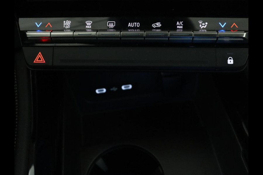 Renault Austral 1.2 E-Tech full hybrid 200 evolution | SOH 92.4% | Half Leder | Massage | Stuur/stoel verwarming | Adaptive cruise | Camera | Carplay | Climate control | Full LED |
