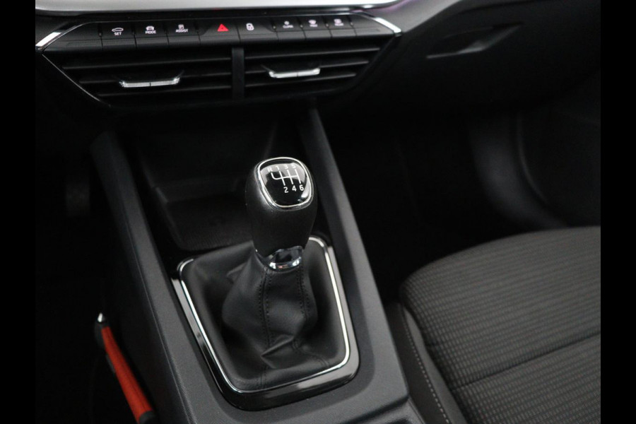 Škoda Octavia 1.0 TSI Business Edition | Carplay | Sfeerverlichting | Full LED | Navigatie | Parkeerhulp | Climate control | DAB | Cruise control