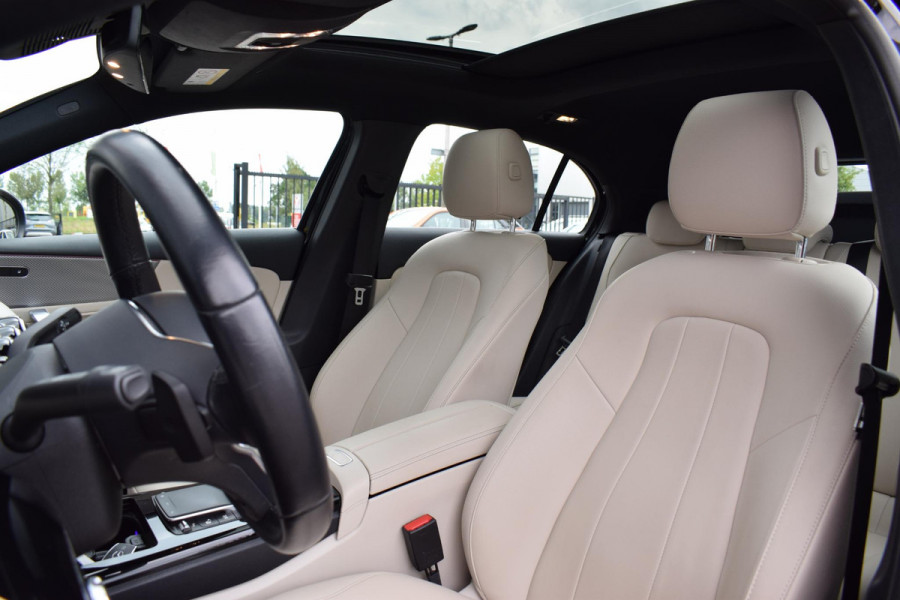 Mercedes-Benz A-Klasse 250 e Business Solution Luxury Limited | Pano | Leer | Burmester | Stoelverwarming
