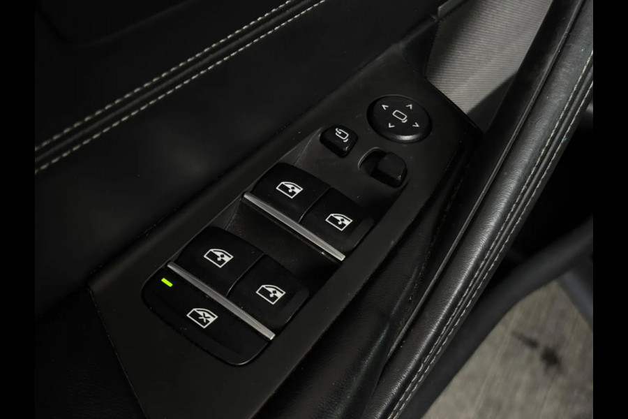 BMW 5 Serie 530i High Executive (NL-auto, Dealer OndH, Navi, StoelV, Harman/Kardon, Camera, Head-up, Comfort Stoelen, Etc)