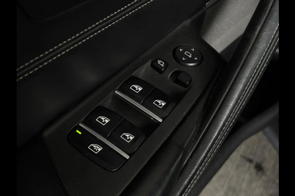 BMW 5 Serie 530i High Executive (NL-auto, Dealer OndH, Navi, StoelV, Harman/Kardon, Camera, Head-up, Comfort Stoelen, Etc)