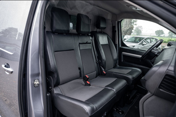 Peugeot e-Expert Standard Pro 75 kWh Soh 92% I Camera I Parkeersensoren I Climate I Cruise I Head Up I CarPlay I Android