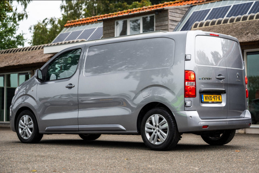 Peugeot e-Expert Standard Pro 75 kWh Soh 92% I Camera I Parkeersensoren I Climate I Cruise I Head Up I CarPlay I Android