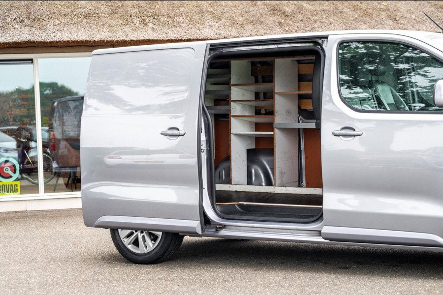 Peugeot e-Expert Standard Pro 75 kWh Soh 92% I Camera I Parkeersensoren I Climate I Cruise I Head Up I CarPlay I Android