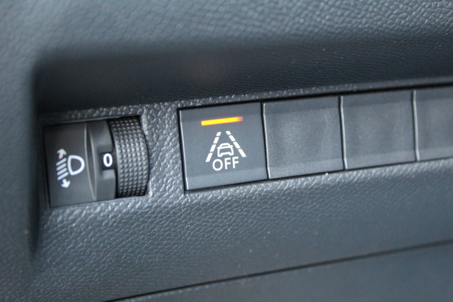 Peugeot e-2008 EV Active 50 kWh 91% SOH | Camera | Carplay | Cruise | Stoelverwarming