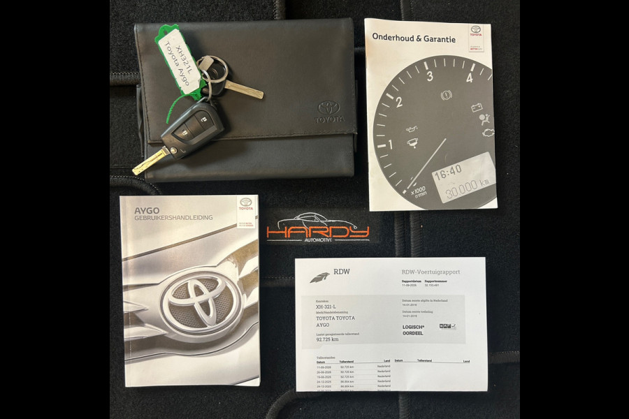 Toyota Aygo 1.0 VVT-i X-PLAY CAMERA Rijklaarprijs!