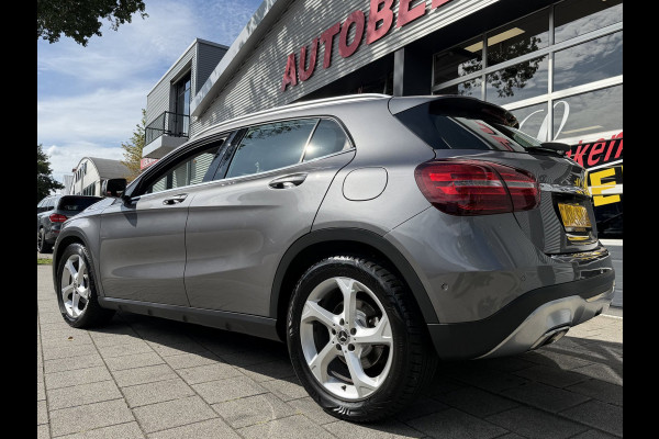 Mercedes-Benz GLA 180 Urban Sport - Navigatie I Airco I 1/2 Leder Sport interieur & Velgen I LED I Camera - PDC I