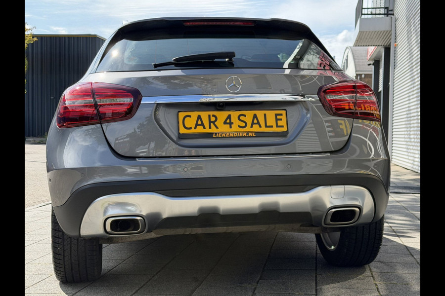 Mercedes-Benz GLA 180 Urban Sport - Navigatie I Airco I 1/2 Leder Sport interieur & Velgen I LED I Camera - PDC I