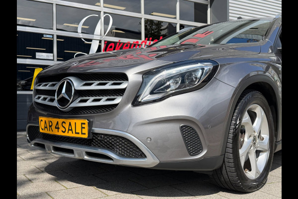Mercedes-Benz GLA 180 Urban Sport - Navigatie I Airco I 1/2 Leder Sport interieur & Velgen I LED I Camera - PDC I
