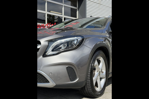 Mercedes-Benz GLA 180 Urban Sport - Navigatie I Airco I 1/2 Leder Sport interieur & Velgen I LED I Camera - PDC I