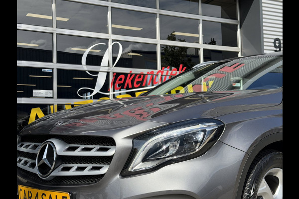 Mercedes-Benz GLA 180 Urban Sport - Navigatie I Airco I 1/2 Leder Sport interieur & Velgen I LED I Camera - PDC I