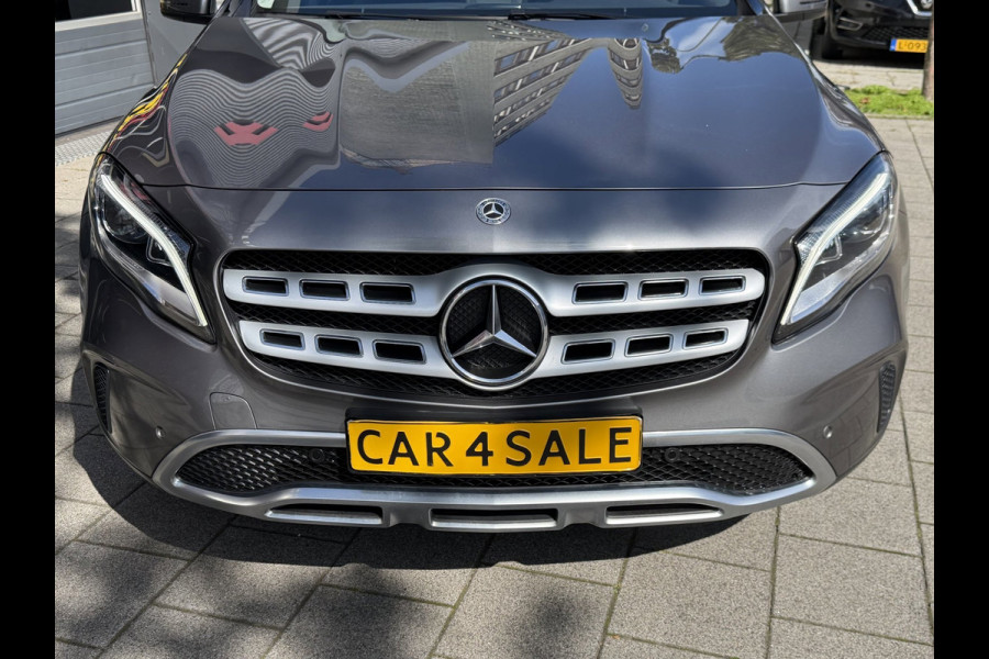 Mercedes-Benz GLA 180 Urban Sport - Navigatie I Airco I 1/2 Leder Sport interieur & Velgen I LED I Camera - PDC I