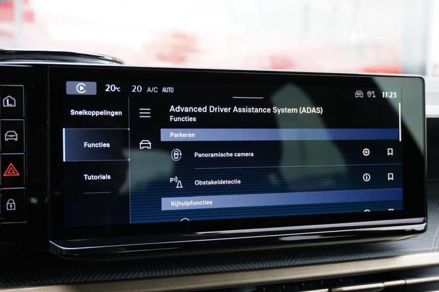 Lancia Ypsilon Edizione Limitata 51 kWh + 360° CAMERA / DODEHOEK / BEKLEDING FLUWEEL / SFEERVERLICHTING