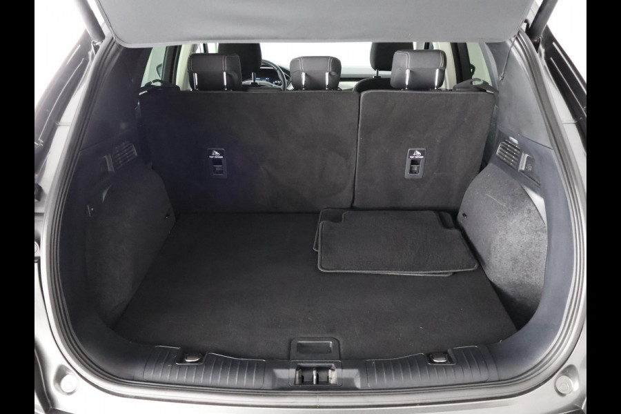 Ford Kuga 1.5 EcoBoost Titanium *Garantie tot 02-2031! | Stuur-& Stoelverwarming | Navigatie | Trekhaak | Camera | Climate Control |
