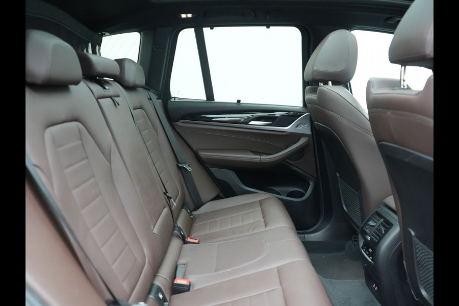 BMW X3 xDrive30e PHEV FACELIFT 293pk Dealer O.H | Trekhaak | Panodak | 360 Camera | Lederen Sportstoelen Verwarmd | Cruise Control | Apple Carplay | Virtual | Navigatie | DAB | 18"L.M | Plug In Hybrid |