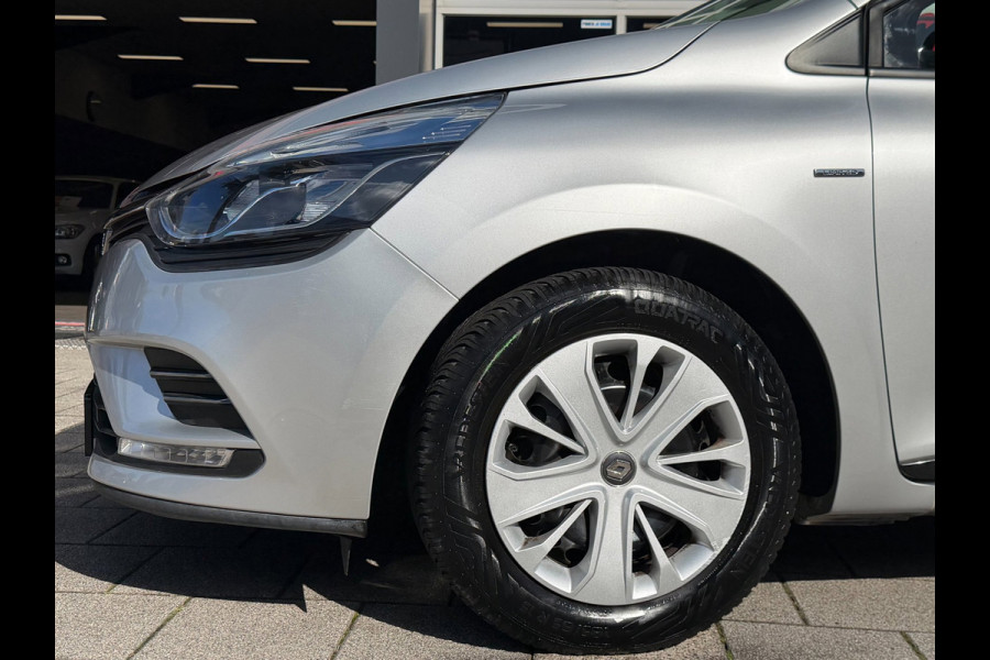 Renault Clio Estate 0.9 TCe Limited - Apple CarPlay / Navigatie I Airco I LED I Comfort pakket I 103.000 KM - Dealer onderhouden
