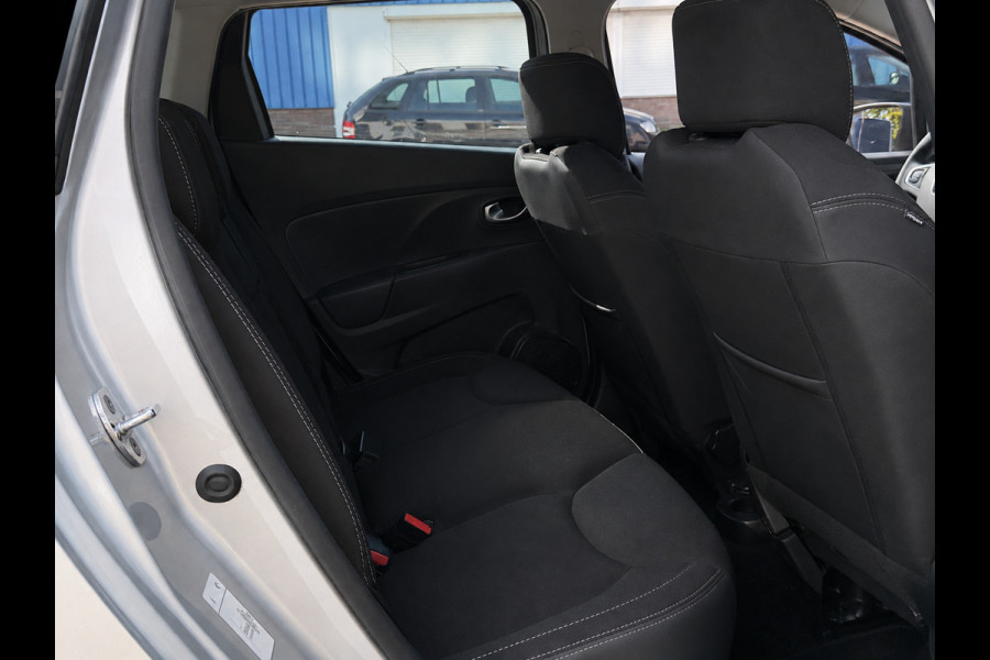 Renault Clio Estate 0.9 TCe Limited - Apple CarPlay / Navigatie I Airco I LED I Comfort pakket I 103.000 KM - Dealer onderhouden