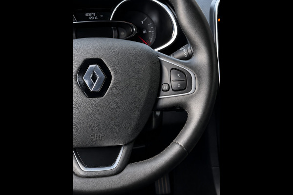 Renault Clio Estate 0.9 TCe Limited - Apple CarPlay / Navigatie I Airco I LED I Comfort pakket I 103.000 KM - Dealer onderhouden