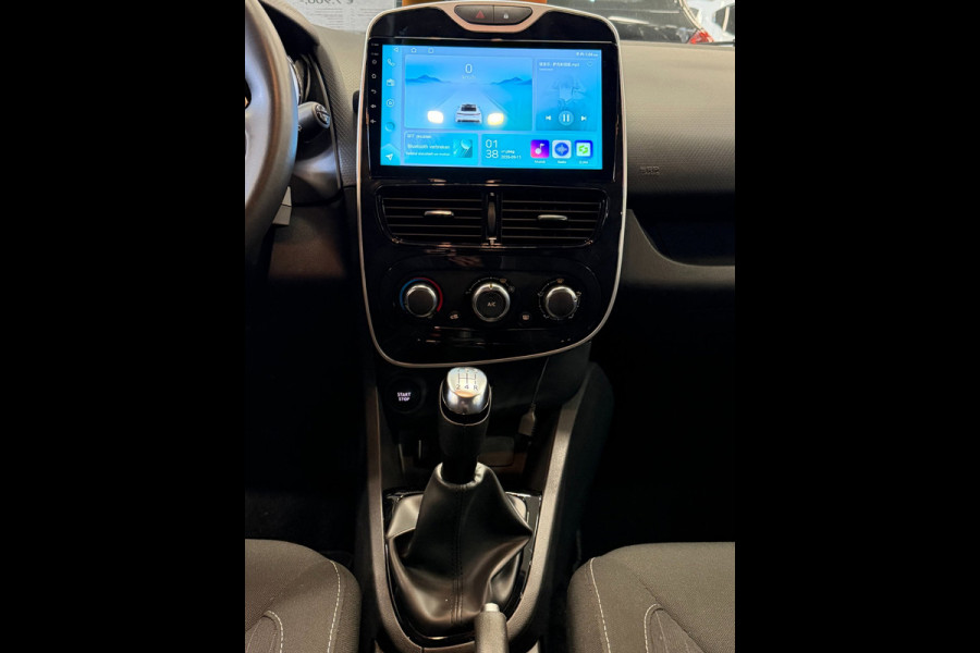 Renault Clio Estate 0.9 TCe Limited - Apple CarPlay / Navigatie I Airco I LED I Comfort pakket I 103.000 KM - Dealer onderhouden