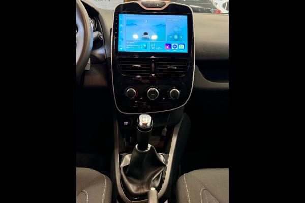 Renault Clio Estate 0.9 TCe Limited - Apple CarPlay / Navigatie I Airco I LED I Comfort pakket I 103.000 KM - Dealer onderhouden
