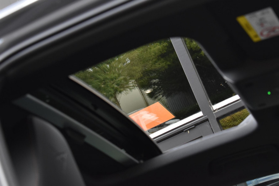 CUPRA Leon 1.4 e-Hybrid VZ Business Pano XLNavi