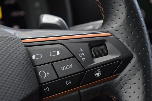 CUPRA Leon 1.4 e-Hybrid VZ Business Pano XLNavi