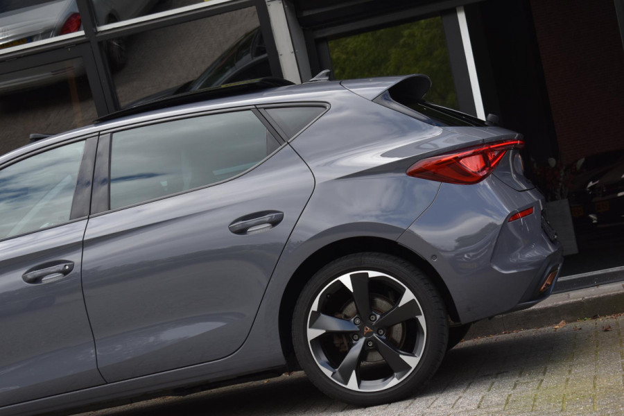 CUPRA Leon 1.4 e-Hybrid VZ Business Pano XLNavi