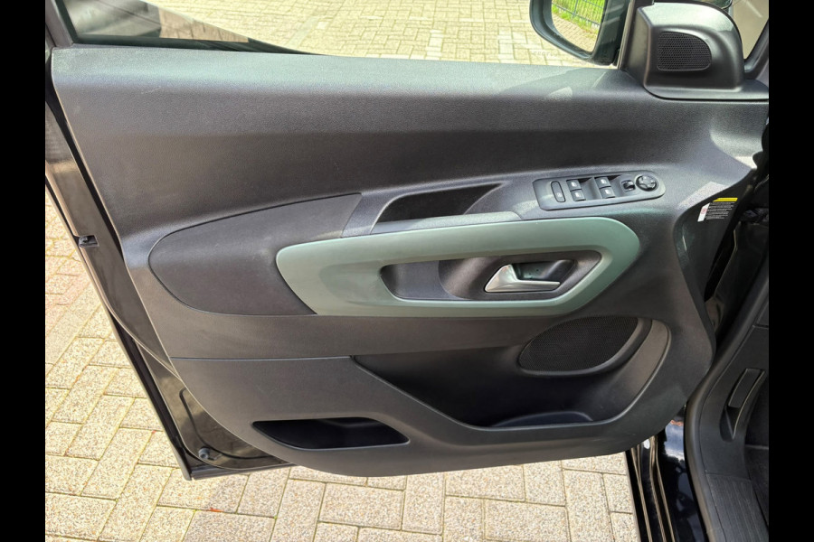 Citroën Berlingo XTR ! WEINIG KM! NIEUWSTAAT PANO,CAMERA,HEAD-UP