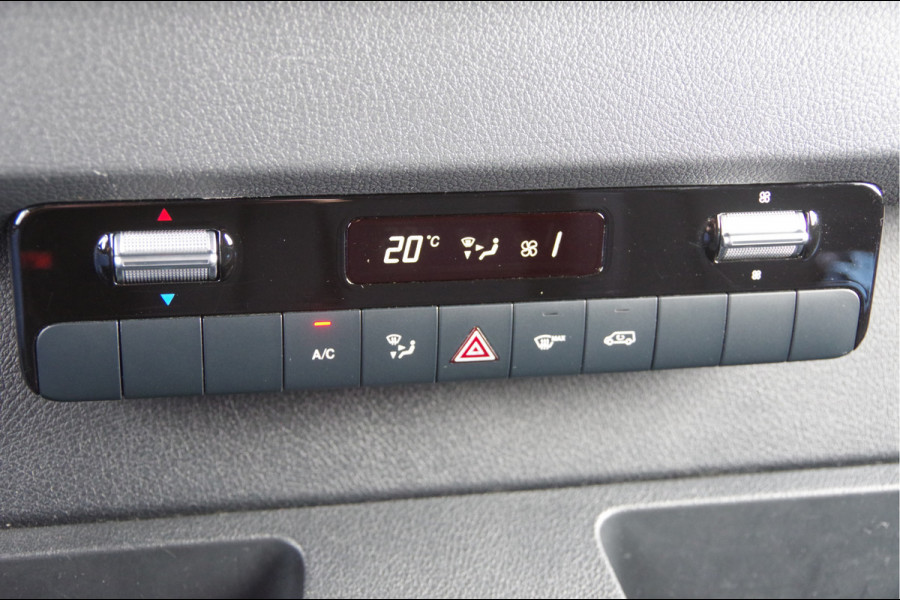 Mercedes-Benz Sprinter 317 1.9 CDI L2H2 3-ZITS, FACELIFT, AUT. LED, STOELVERWARMING, MBUX 10'', CAMERA, NAVI, CRUISE, CLIMA, PARKEERSENSOREN
