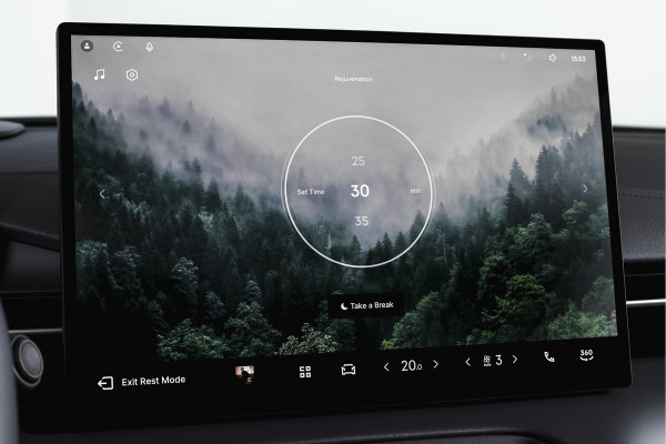 GEELY E5 Max+ 68 kWh | Pano | 360 Camera | V2L | Warmtepomp | HUD | Stoelverwarming & verkoeling | Massagestoelen+Memory | Elek. klep | Flyme |  | 19" | 2335